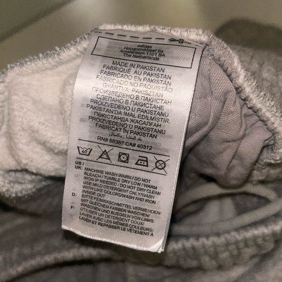 Adidas cotton shorts color grey - Picture 7 of 9